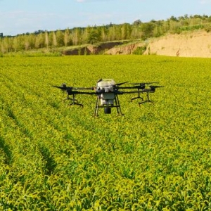 赤峰市植保無人機(jī)飛防發(fā)展迅速