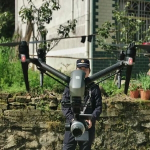 厲害 無(wú)人機(jī)充當(dāng)觀察員 讓違建無(wú)處遁形