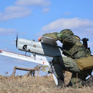 烏克蘭揭秘俄無人機，關鍵部件來自多國，打臉俄自主研制！ ...