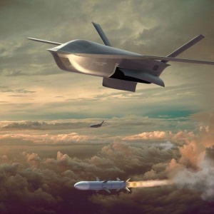 美國展示另一種未來空戰(zhàn)：發(fā)射自帶導彈的小型無人機